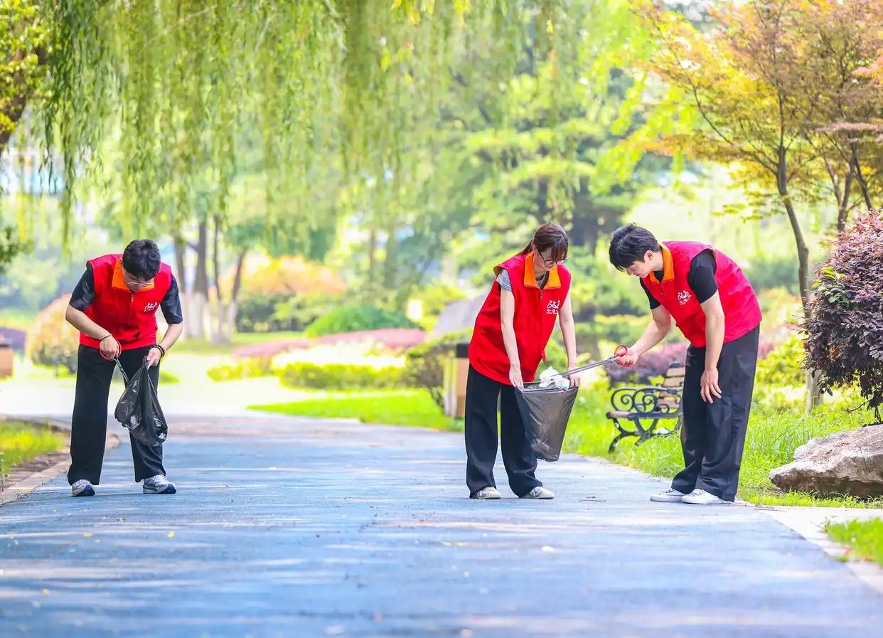 倡导绿色生活 建设美丽中国